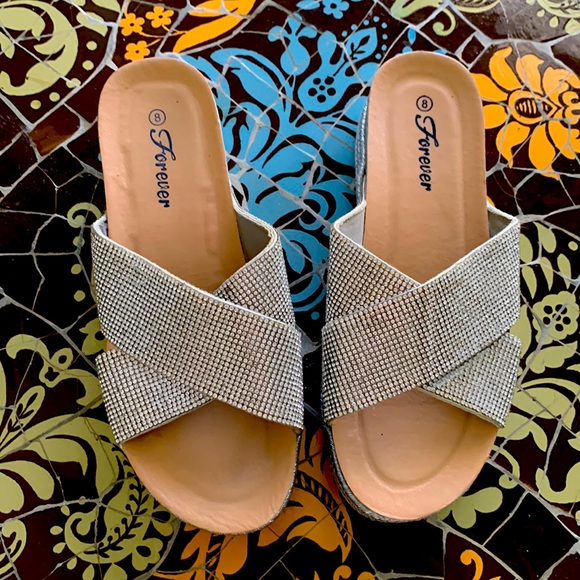FOREVER 21 Summer Wedge Sandals Sz: 8 - Picture 1 of 6